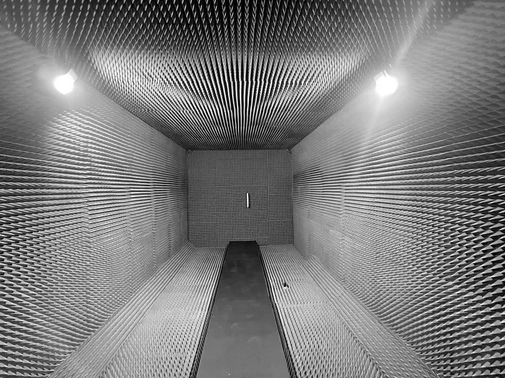 Acnechoic Chamber Entry